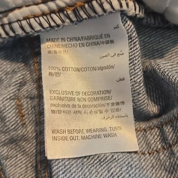 Epic Threads Skull Graphic Kids Jean Shorts Size Large - Picture 5 of 5